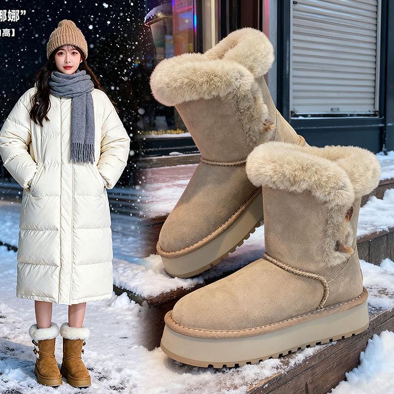 Wear thick-soled snow boots outside, women's medium tube 2025 new winter new products, piled, thickened and lightweight fur integrated cotton shoes