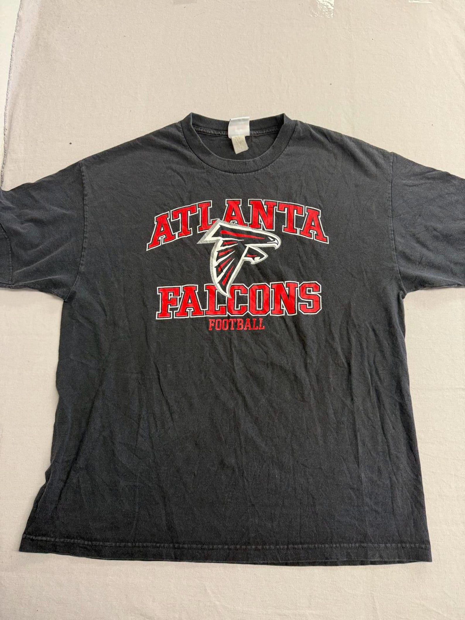 Faded NFL Atlanta Falcons T shirt Football Big Falcon XL L
