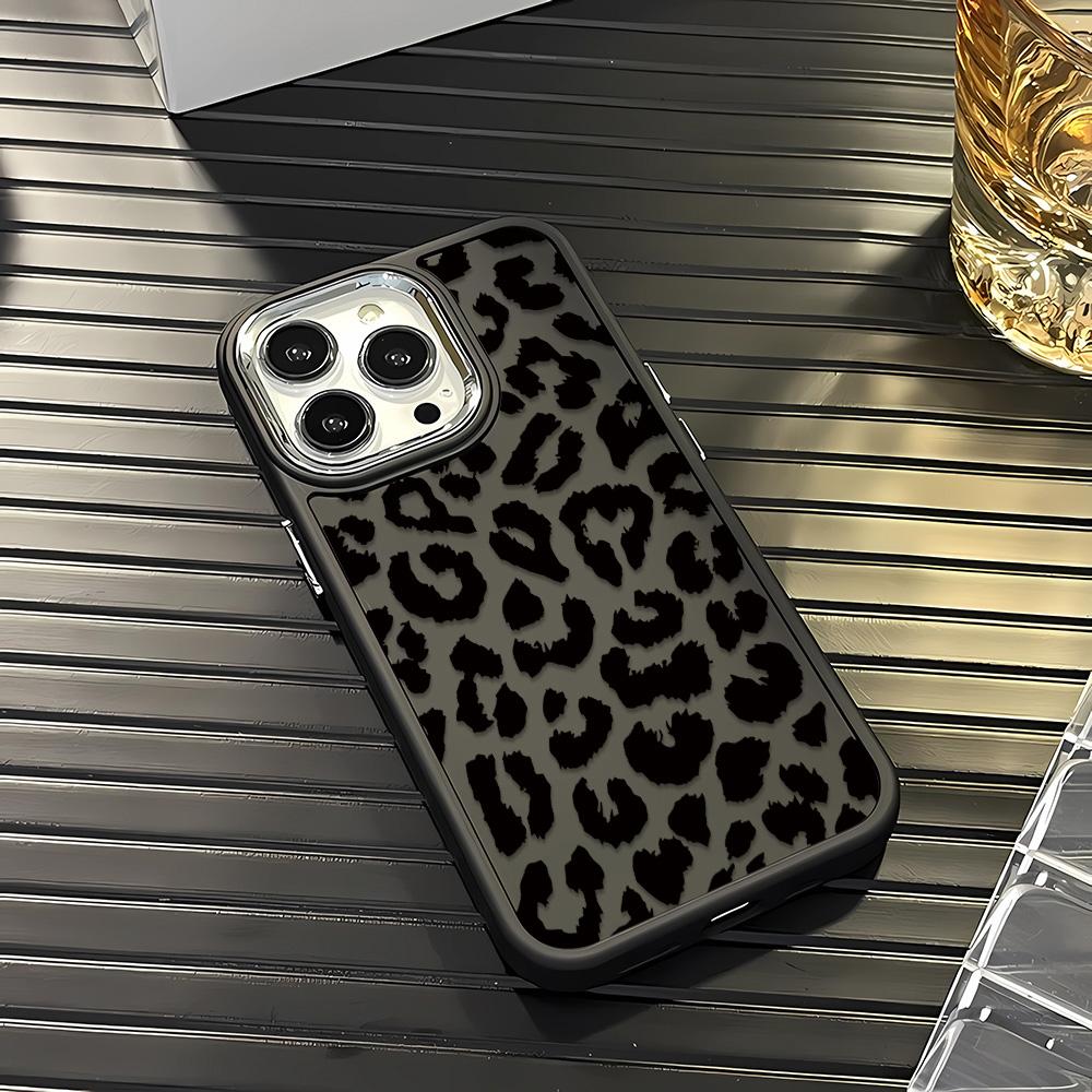 White Black leopard print phone case For iphone16E 16pro 15pro 14 13 12 11 7 8 XR XS 14plus Silicone Anti Fall Protective Cover