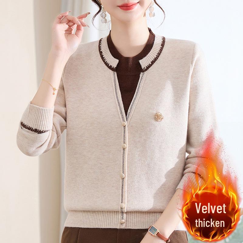Women's Red Velvet-Lined Knitted Top: Warm, Stylish Casual Base Layer for Middle-Aged and Elderly