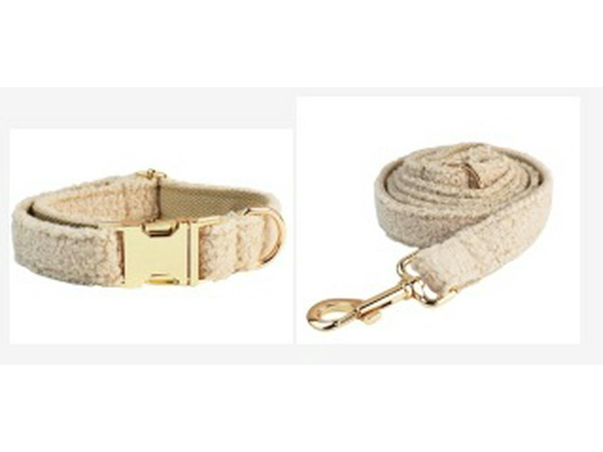 

Бежевий плюшевий ведмедик кремовий нашийник-шлейка для собаки з бантом та гравіюванням таблички з ім ям S