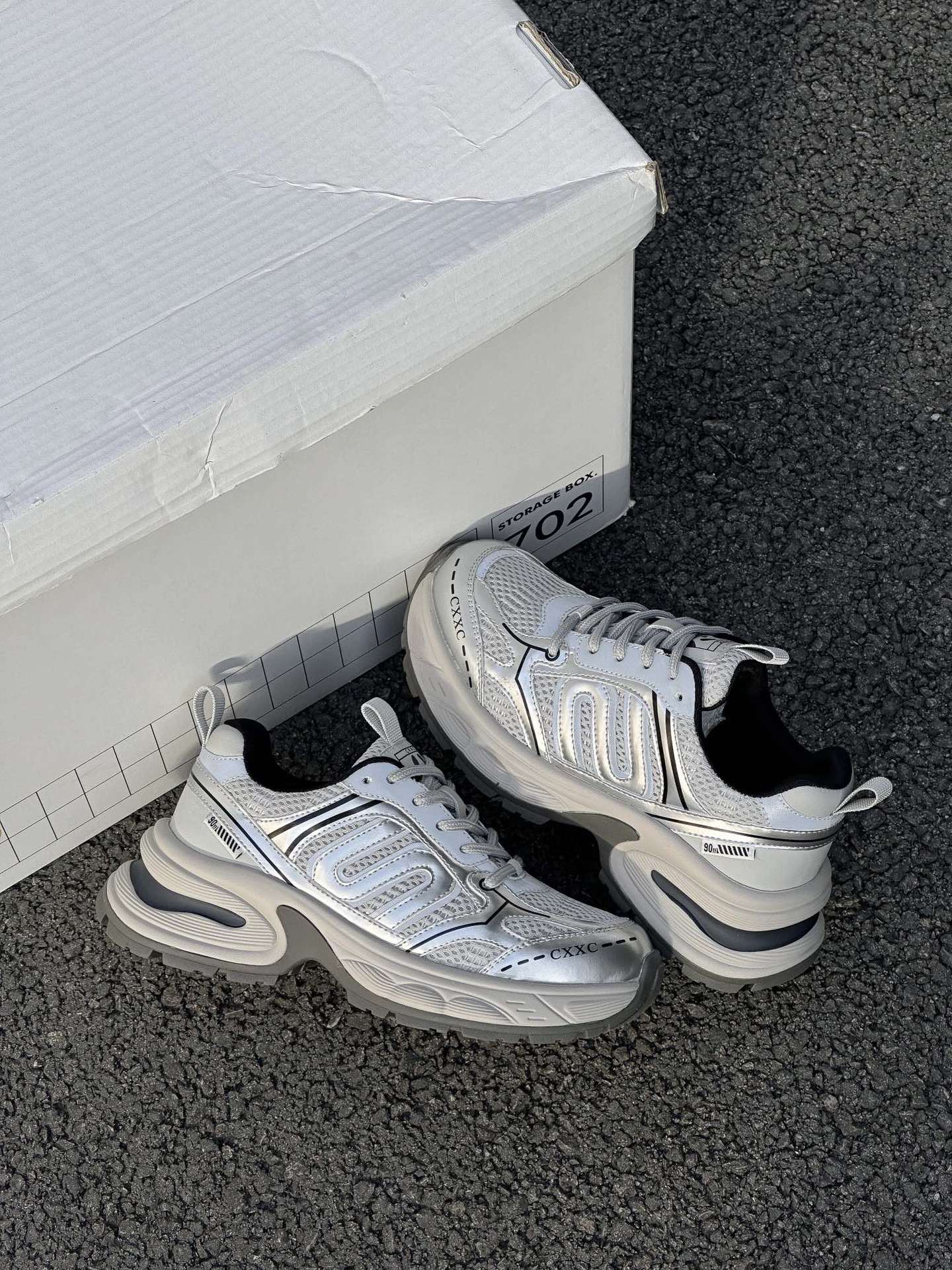 

Zhao Ruth платформа папины кроссовки женские осень и зима новые серые ноги маленькие беговые повседневные спортивные кроссовки 35 серебряный