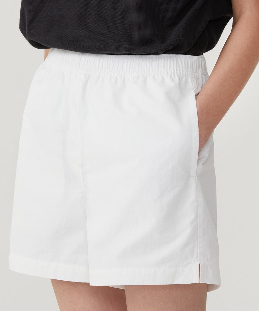COVERNAT WOMAN Lightweight Nylon Shorts White