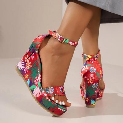 Fashion 2024 Waterproof Princess Style Fashionable and Durable Commuting Instagram Summer Slope Heel High Heel Sandals Foreign Trade