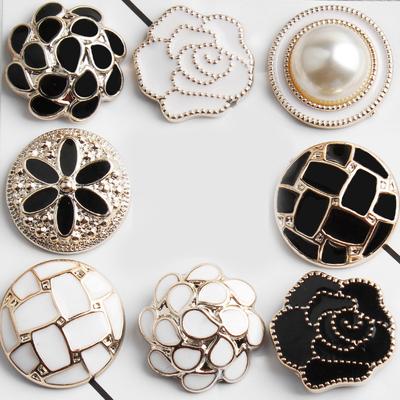 10Pcs 21/25mm Flower Pearl Gold Plastic Shank Buttons For Women Garment Jacket Sweater Handmade Sewing Accessories Scrapbooking