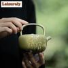 230ml Beixitang Handgefertigte Relief Teekanne aus Taihu-See-Stein Traditionelle Hochhenkel-Balkenkanne Teezubereiter Kessel Teegeschirr Zubehör Geschenk
