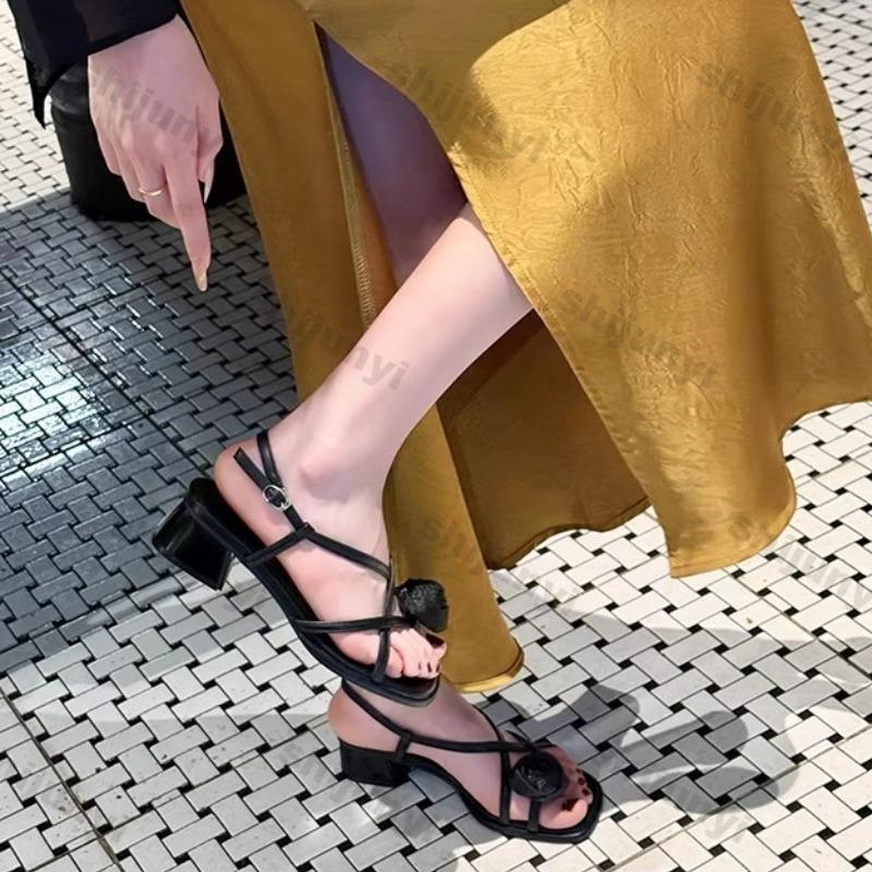 Fashion Women's High Heels 2025 Summer Outdoor Clip Toe Chunky Heels Fashion Camellia Buckle Strap Comfortable Height Increase Sandals