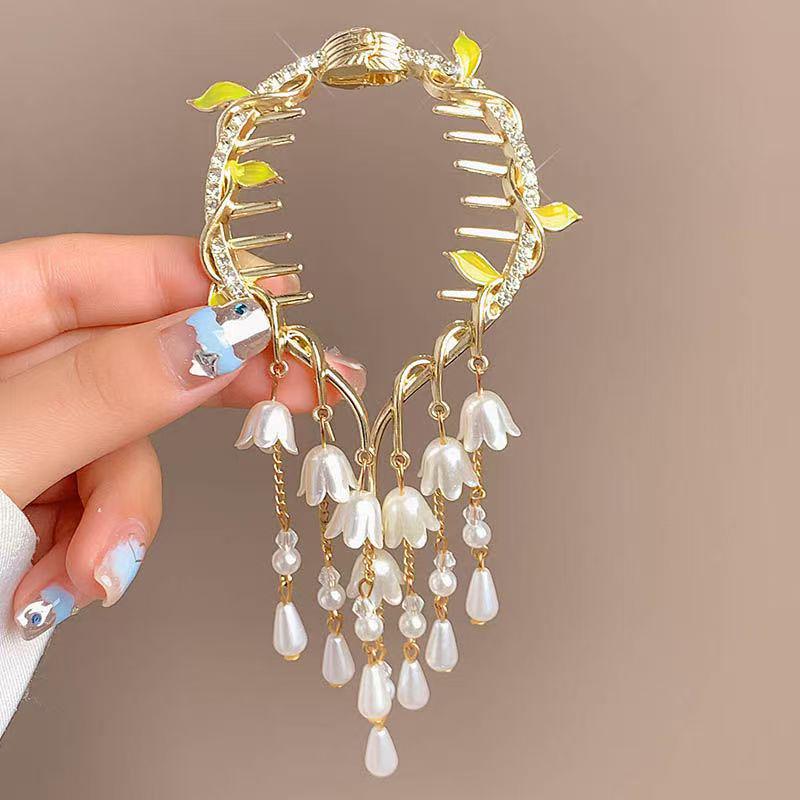 

Шпилька з китицею Конвалія - Елегантний аксесуар з трояндою та затискачем-крабом для жіночих зачісок напівзібране волосся