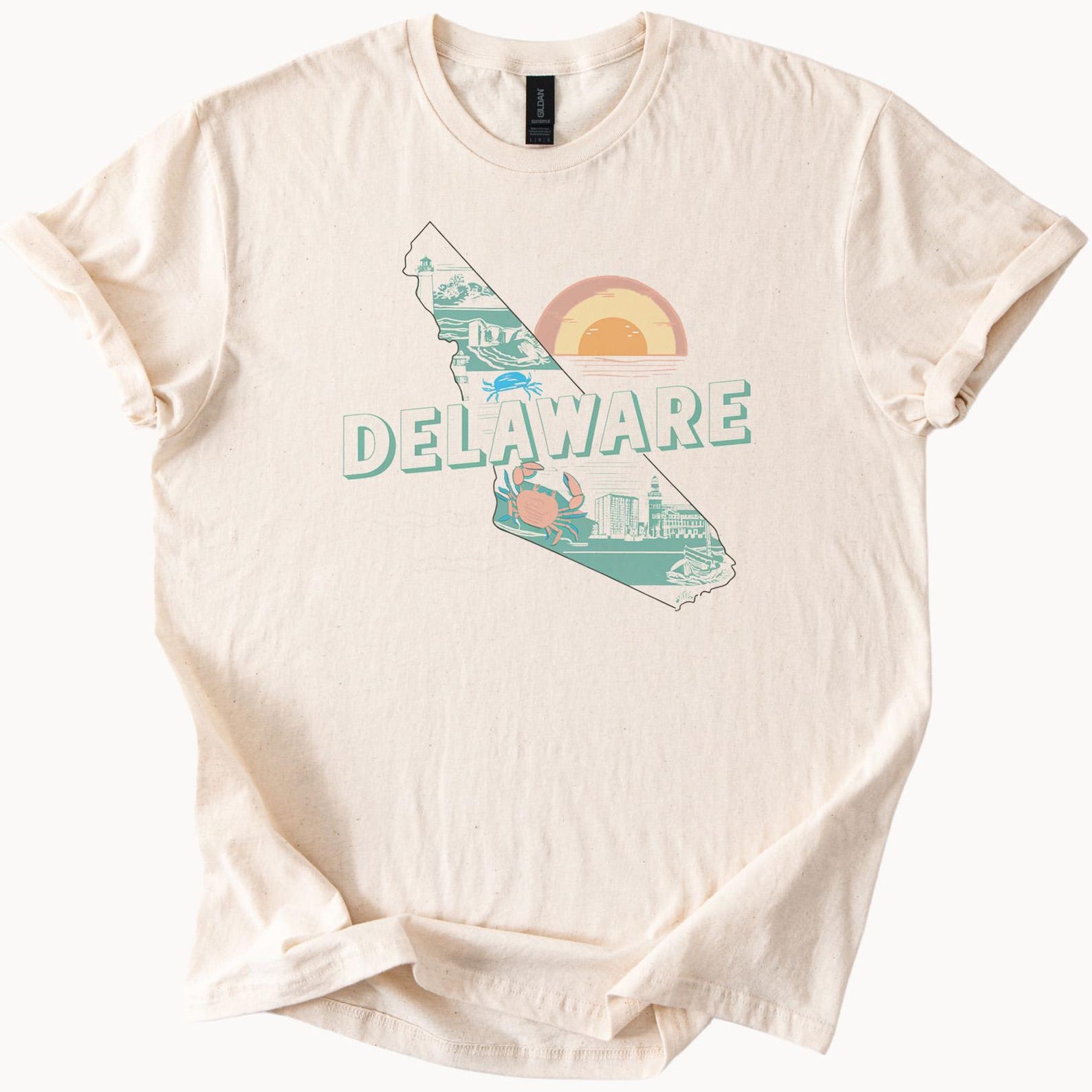 Delaware Graphic T Shirt State Outline with Crab and Sunset Coastal Beach Scene Unique Delaware Souvenir Shirt for Travel Lovers 110