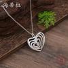 New Geometric Hollow Brushed Love Pendant, Women's Fashion High Sense Diamond Inlaid Heart Necklace