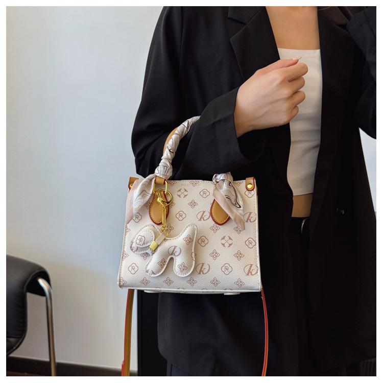 Vintage Print Cross-Border Women's Shoulder Tote - 2025 Niche Design for Middle-Aged Moms