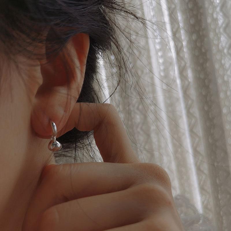 Irregular Texture and Versatile Doudou Earrings