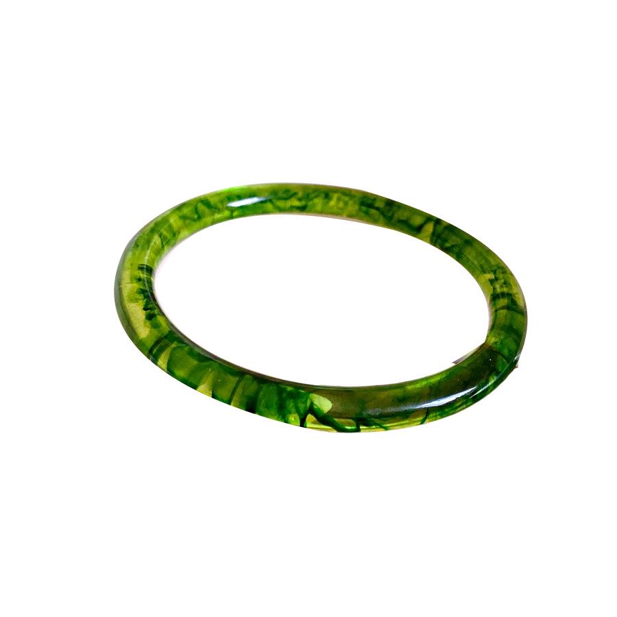 Elegant Geometric Resin Marbled Bangle - Chinese Style, Versatile Commuting Bracelet, Light Luxury Jewelry.