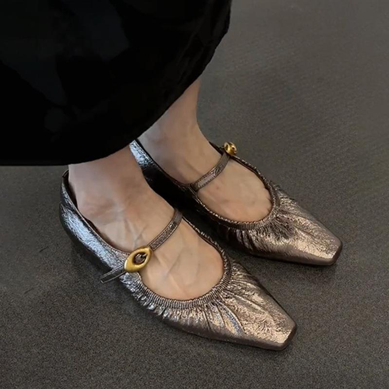 Cowhide version~ French Xiaoxiangfeng retro square head pleated one-word buckle with Mary Jane shoes women's shallow commuting shoes