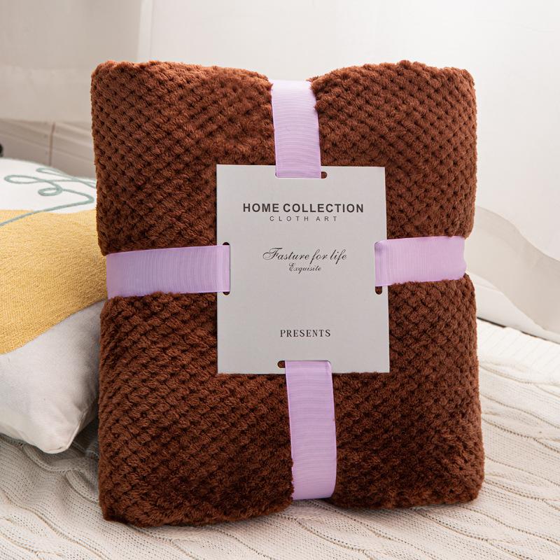 Solid Color Thickened Pineapple Plaid Flannel Blanket for Office and Air Conditioning Use