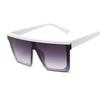 Fyrkantiga Solglasögon Dam Lyxig Vintage Märke Designer Solglasögon Kvinna Stor Ram Spegel Svart Silver Platt Topp Oculos De Sol