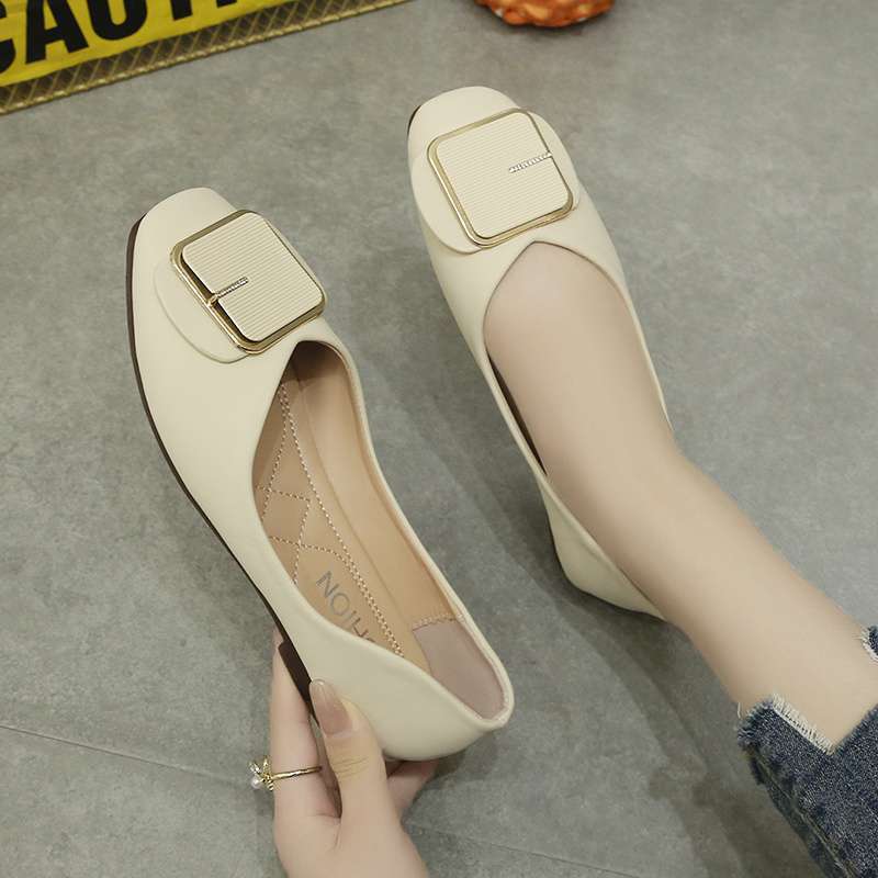Single shoe girl 2025 new summer fairy wind gentle evening soft-soled flat shoes shallow mouth versatile Doudou shoes