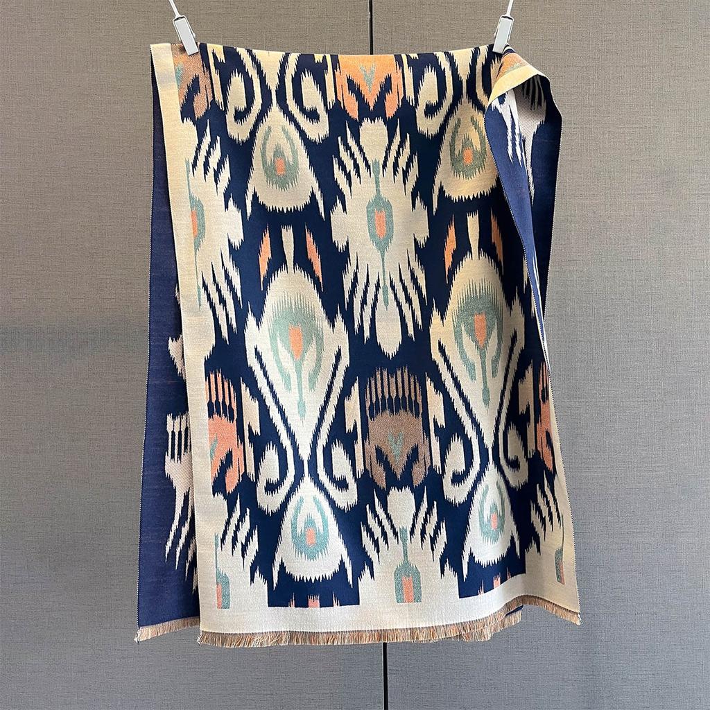 Autumn and Winter Cashmere Feel Scarf Women's Cashew Flower Fashion Large Shawl Windproof Thickened Warm Imitation Cashmere Scarf