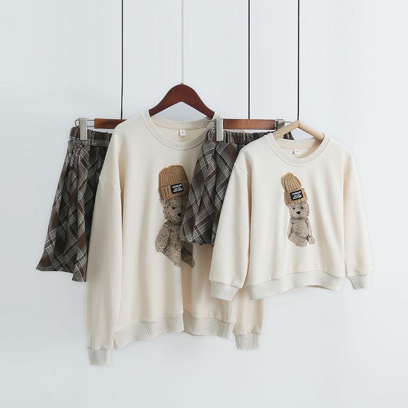 Autumn Family Portrait Bear Doll Pullover: Loose Baby & Parent Sweatshirt