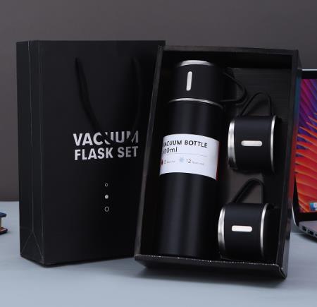 Ein-Tassen-Drei-Deckel-Thermosbecher-Set 304 Edelstahl Henkeldeckel Geschenkbecher Herren- und Damen-Tragbares Geschenkbox-Set
