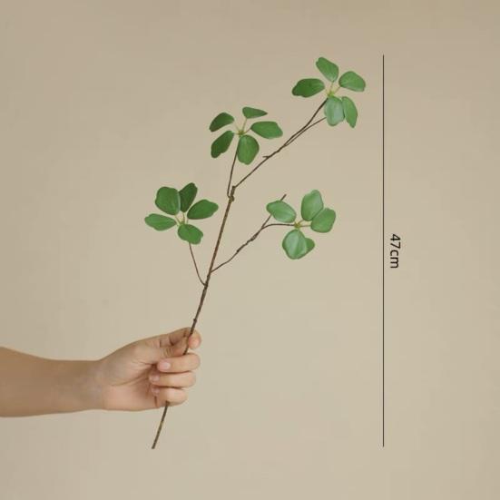 Plante cu frunze artificiale Aspect realist Nu necesită udare Textură clară Întreținere ușoară Simulare Plante verzi