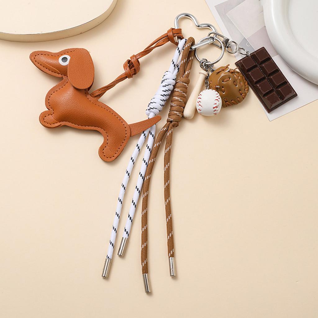 Fashionable Retro Sausage Dog Keyring Fashionable Sturdy PU Jewelry Accessory for Collectors and Trendsetters Use