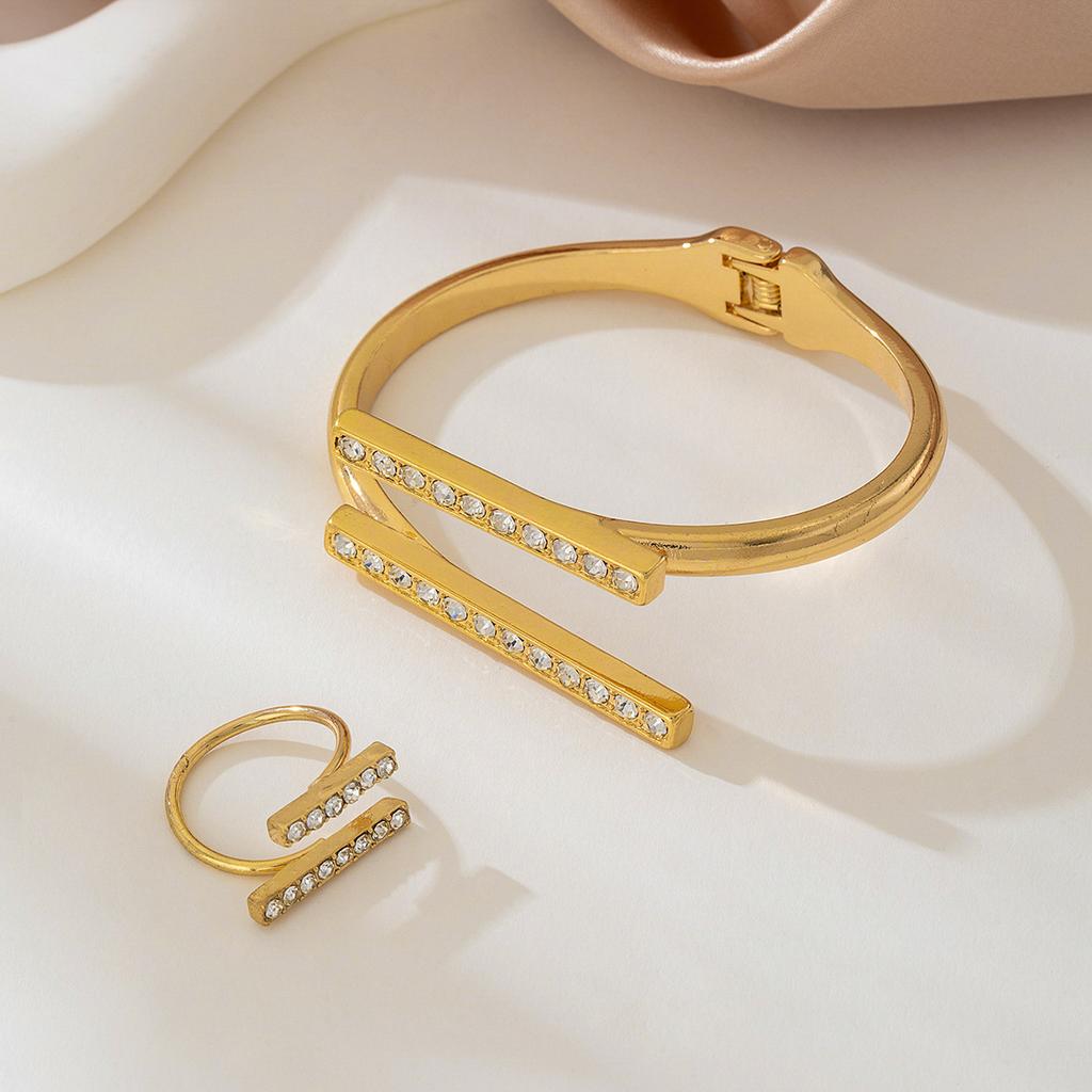 Creative Bracelet and Ring Set