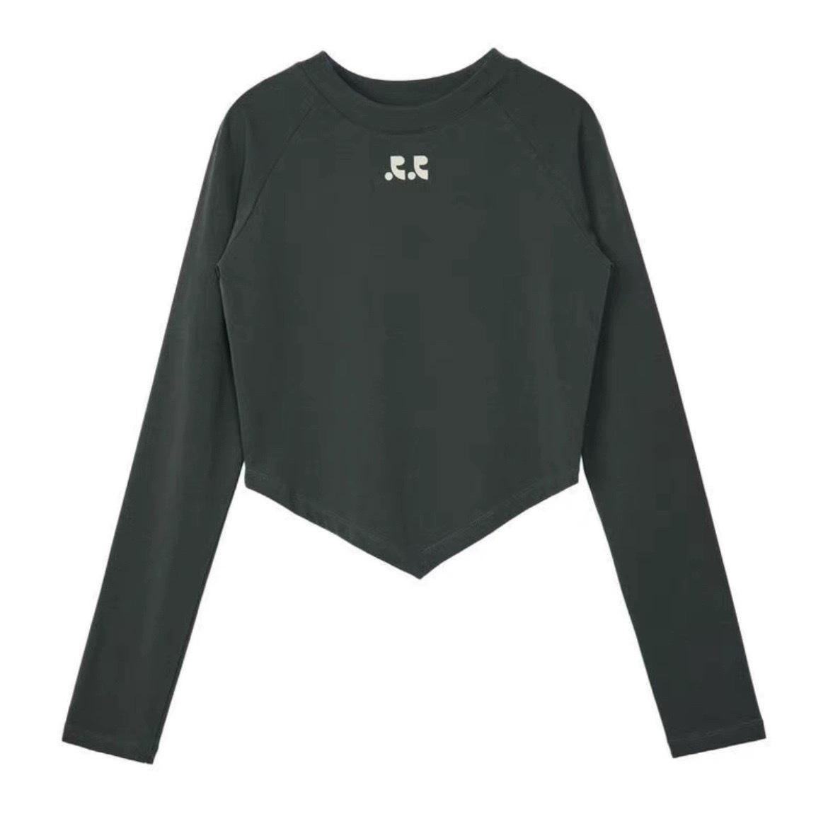 

Корейский нишевый дизайн с контрастным цветным принтом букв, нестандартная тонкая футболка с длинными рукавами для горячей девушки One Size