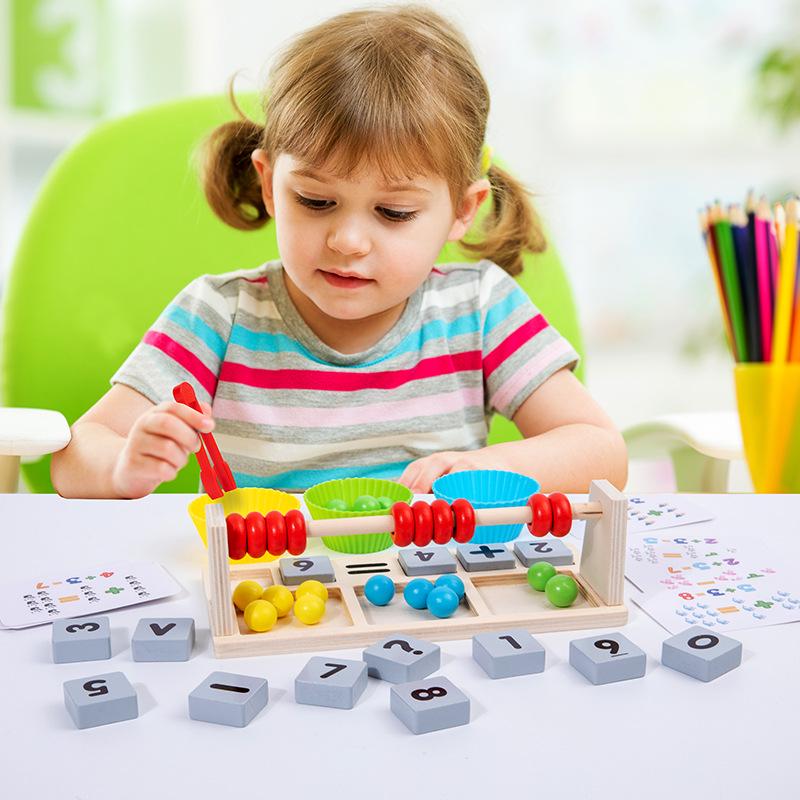 Wooden Children's Multifunctional Abacus and Calculating Rack - Educational Math Toy with Beads for Primary Students.