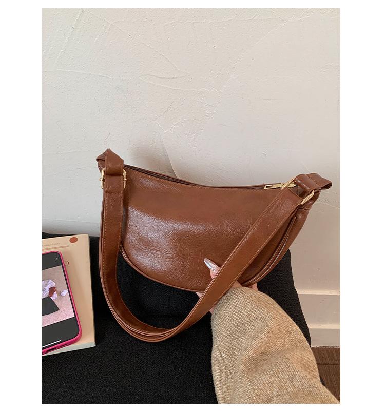 

Корейская версия ретро сумки женской 2025 новая женская высококлассная вместительная сумка-пельмень универсальная повседневная дорожная сумка-мессенджер коричневый