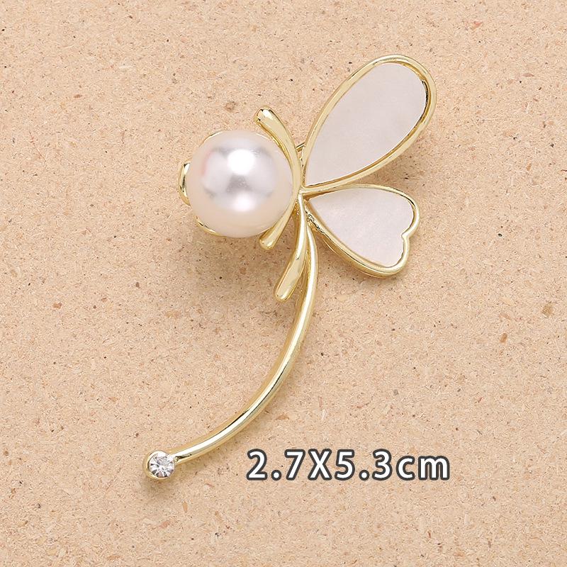 Elegante Broche de Borboleta de Pérola: Broche Versátil Anti-exposição para Vestuário Feminino da Moda