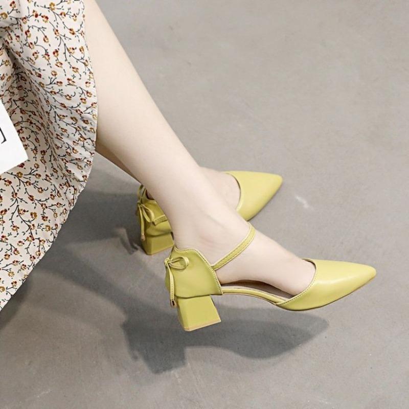 All-purpose Sandals for Women - New Pointed-toe High-heeled Shoes with Thick Heels and A Single Buckle.