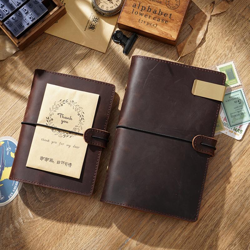 AIGUONIU Vintage Stil Spiralblock A5 Größe Tagesplaner Journal Skizzenbuch Leder Einband Gebunden Liniert Schreibwaren zum Zeichnen