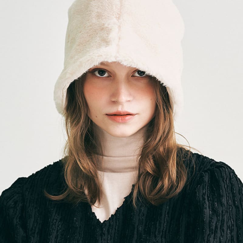 

Every Flower Rabbit Ivory Bucket Hat free