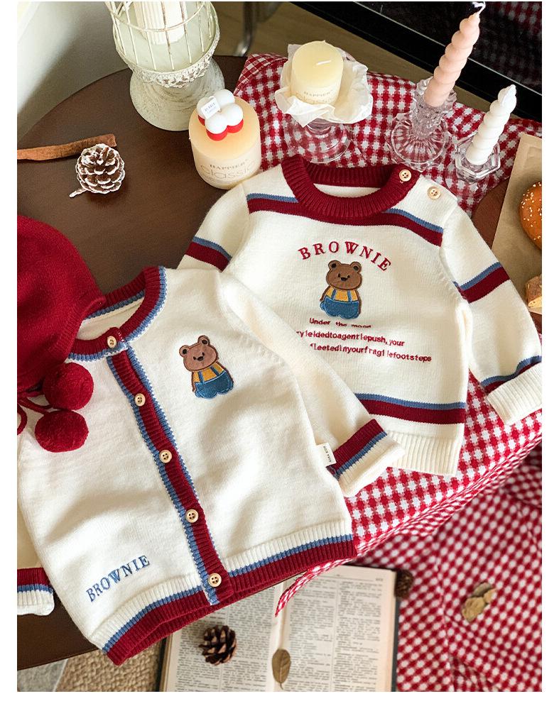 In-Stock Family Bear Sweaters: Parent-Child Knit Outfits for Mother-Daughter-Son, Short-Sleeved for Autumn/Winter