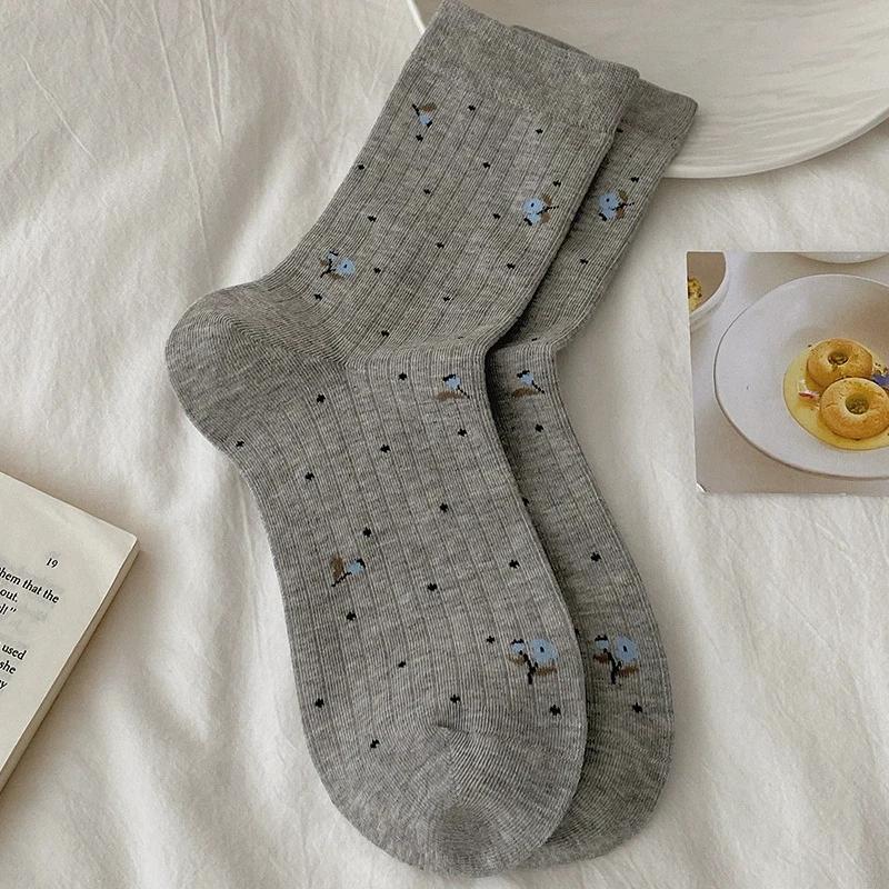 Gebrochene Blume Socken Neue Mittelhohe Socken Gekämmte Baumwolle Nahtlose Socken Retro Wellenpunkt Frottee Socken Neue Damen Socken Herbstmode