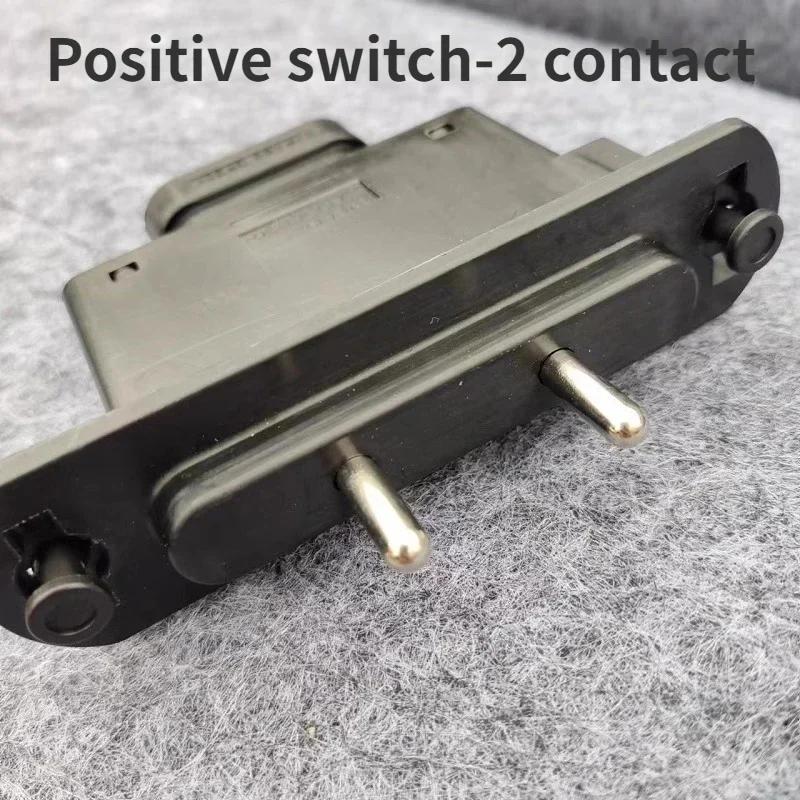 For iveco Door light switch Ousheng central control Door positive negative contact switch Positive switch A