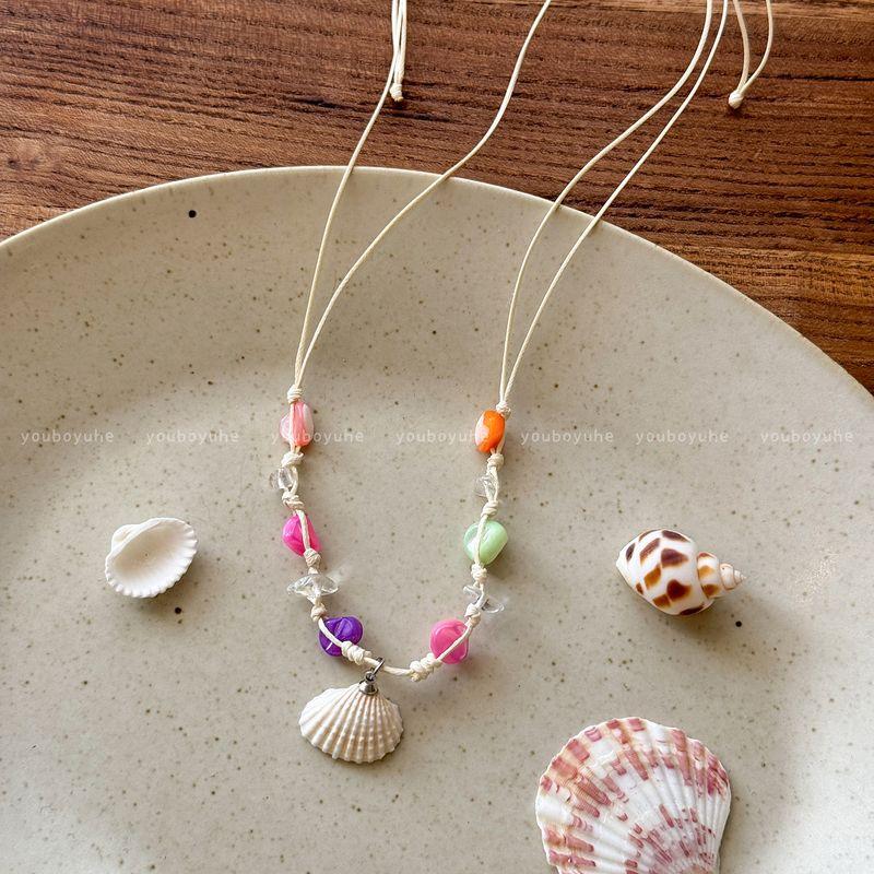 

Cool Summer ~ Summer Dopamine Shell Beaded Necklace for Women Beach Travel Vacation Style Clavicle Chain Ornament Color Beaded Shell Necklace
