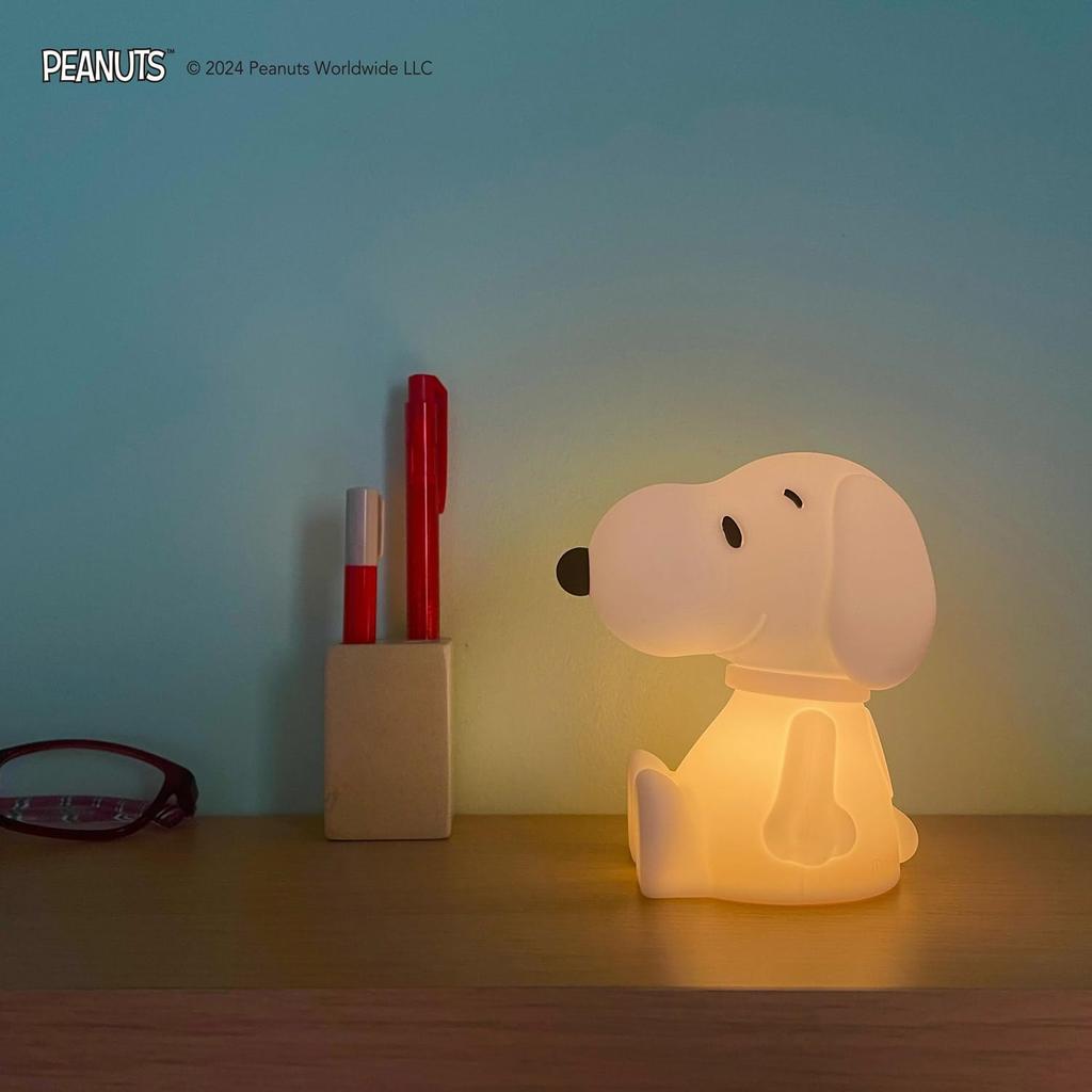 Maria Bundle of Light eine niedliche LED-Tischleuchte mit Snoopy als Stilllicht und Wickelleuchte Ein tolles Geburtstags-Herr. Snoopy, leicht. Geschenk.