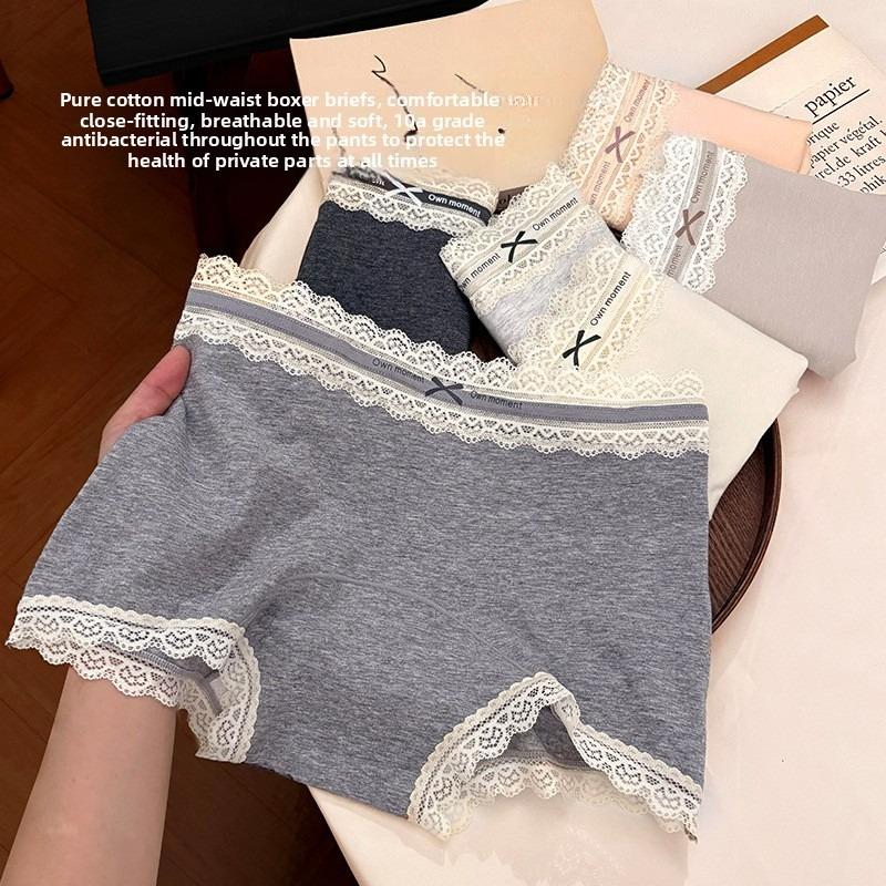 Ladies Spring and Autumn Lace Cotton Extended Crotch 10A Antibacterial Mid Waist Flat Angle Briefs