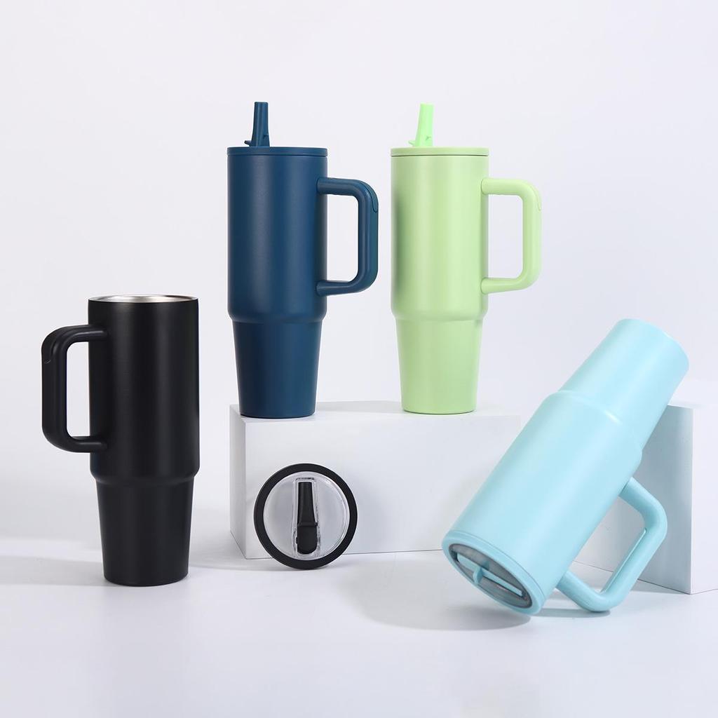 Tazza termica in acciaio inossidabile di quinta generazione da 30 oz con cannuccia - Manico ad alta capacità per uso esterno