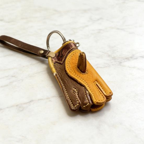 Mini Falconry Glove Keyring Men Faux Leather Tiny Glove Finger Miniature Falcon Perch Gift for Bird Handlers Falconry Lovers