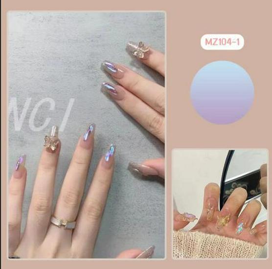 

Elegant Aurora Faux Nails - Diamond Shine Butterfly Design Glue Style