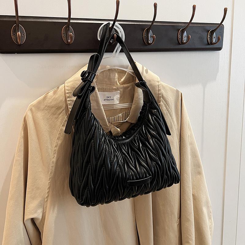 Fashion Bag Women's New Versatile Pleated Shoulder Messenger Bag Women