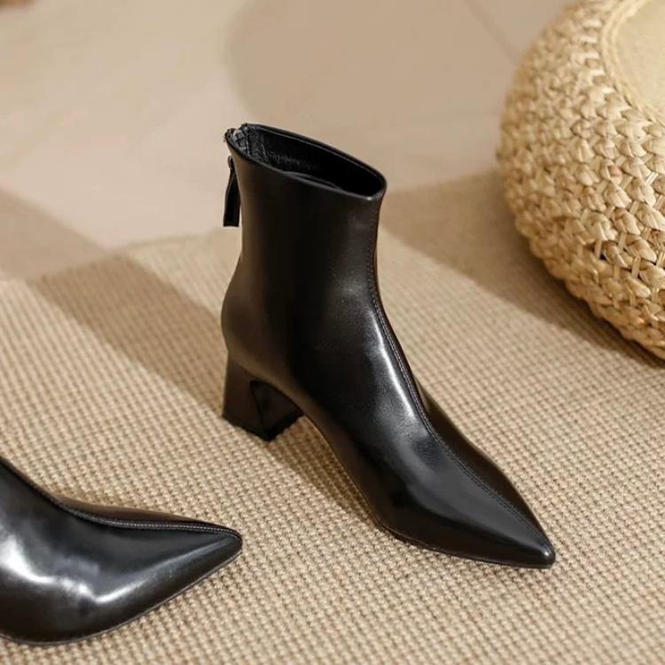 Soft leather pointed short boots women's 0000 new spring and autumn single boots thick heel medium heel thin autumn high heel boots bare boots