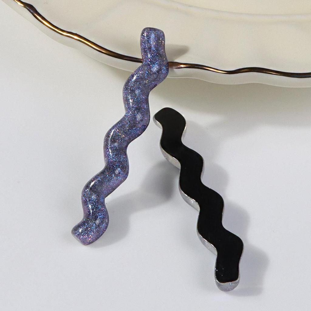 Glitter Resin Wave Hair Clip: Versatile Girly Style Accessory