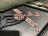 TIANSHE (Ohrringe/Armband/Ring 3-teiliges Set) Modeschmuck im europäischen/amerikanischen Stil, schwere Industrie, mikroeingefasster rosa Zirkon