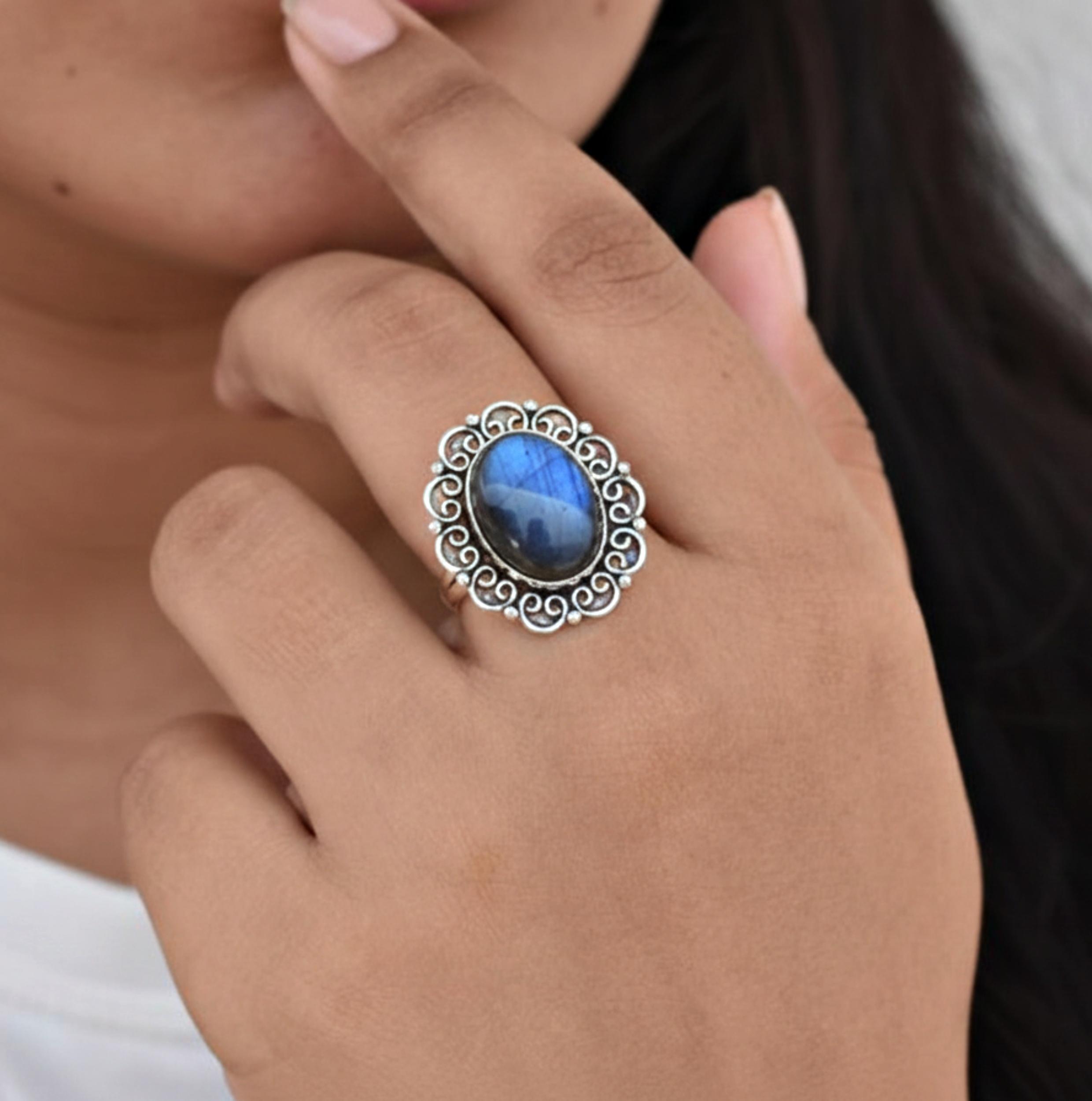 

Labradorite Oval Cut Flower Ring, 925 Sterling Silver, Handcrafted Bohemian Jewelry for Women 12 серебряный
