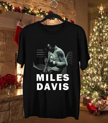 Miles Davis Der Mann im grünen T-Shirt Kurzarm Alle Größen Unisex T-Shirt