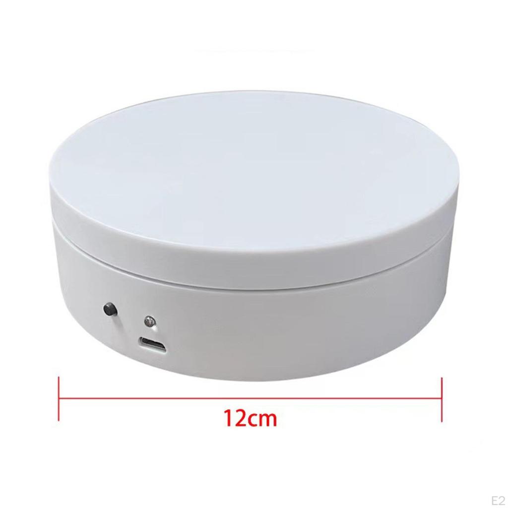 Dynamický stojan na šperky